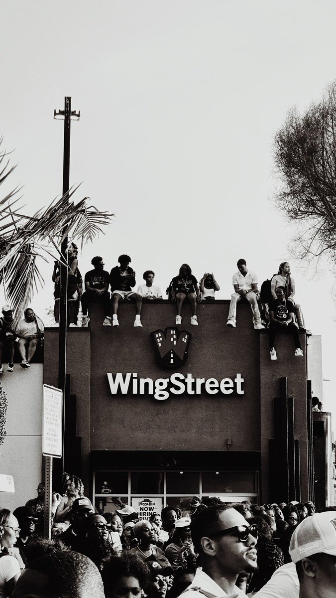 Best view in the house, @wingstreet x #LeimertPark ! #Juneteenth 2023 ! #LA >
