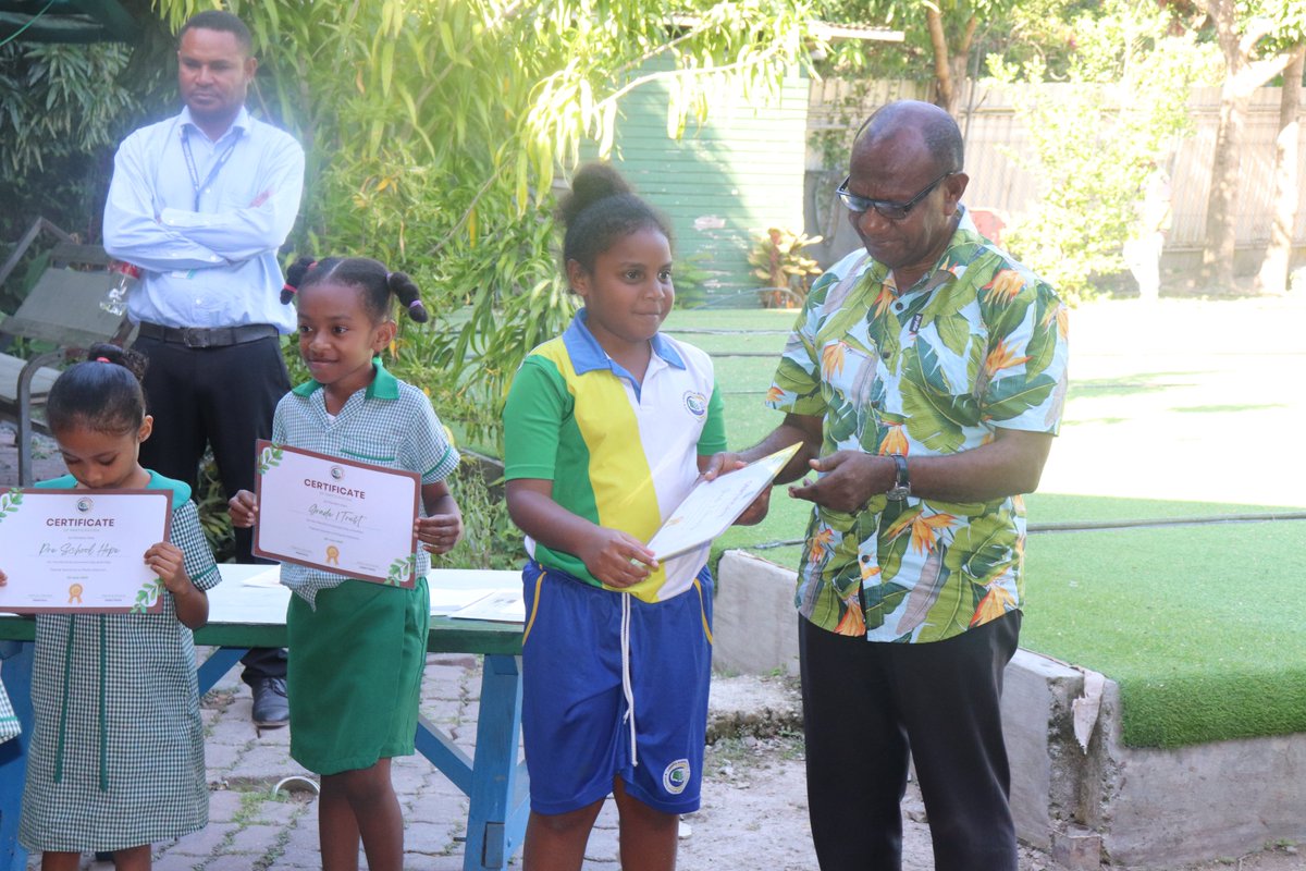 LaharaAvenue's tweet photo. Congratulations to our Certificate Awardees for Week 9, Term 2 πππ₯π₯π₯ And a special congratulations also to the World Environment Day Certificate Recipients πππ²πͺ΄π»π
#TeamLAS
#PositiveBehaviorManagement
#WorldEnvironmentDay
#Week9 #Term2 https://t.co/aBKq6bwajj