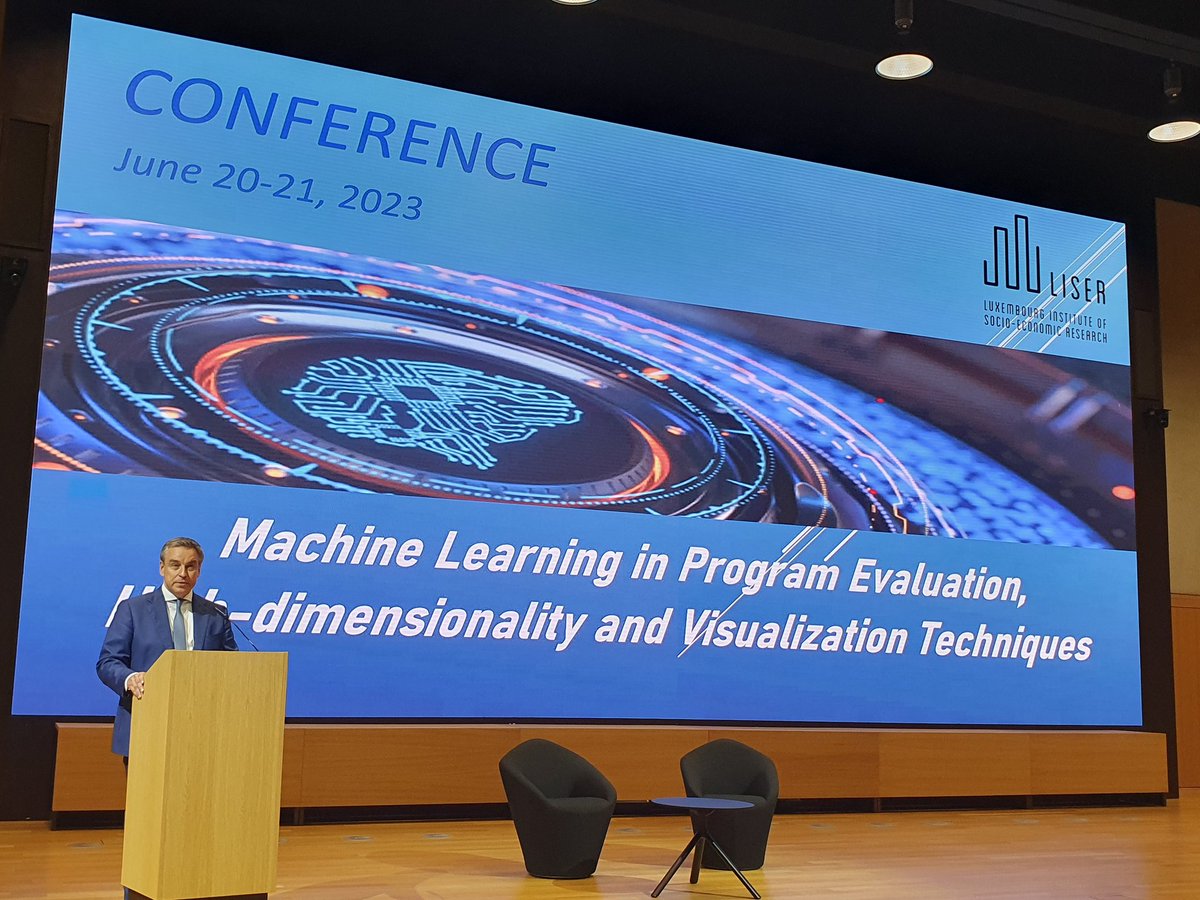 📣 Day 1 of the event 'Machine Learning in Program Evaluation, High-dimensionality and Visualization Techniques' 🗣Opening remarks by Minister @MeischClaude 'Digitalisation is one of the greatest challenges for humanity along w/ Climate Change'. 🔗 Info: liser.lu/?type=news&id=…
