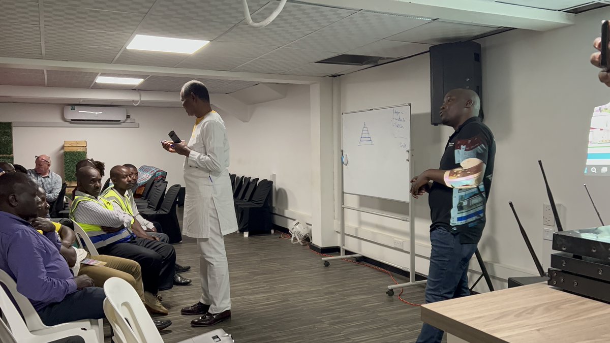 dmdigitalmoney's tweet photo. Revolutionizing real estate with the DM Token: Breaking barriers and empowering communities! 🏡
Last week, we had an unforgettable experience connecting with the boda boda community. #RealEstateRevolution #DMToken #digitalmoney #EmpoweringCommunities #BlockchainTechnology https://t.co/bVZImaytxk