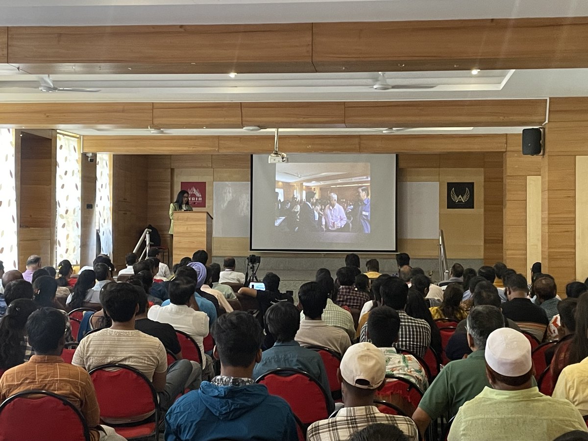 AtriaIT's tweet photo. “Scientists study the world as it is, but Engineers are the one to create the world that never has been.”

Here is a glimpse of a successful Seminar on topic: "Option entry &amp; branch selection in KCET" held by our admissions team for all the engineering aspirants.
#kcet2023 https://t.co/yfUjAXy5C6