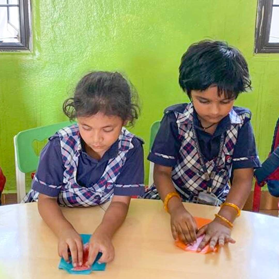 libr_school's tweet photo. UKG - Father's Day Activities
In LIBR, Father's Day is often acknowledged and celebrated to highlight the importance of fathers and their contributions to the family unit. https://t.co/wVYm7YOZ6b
