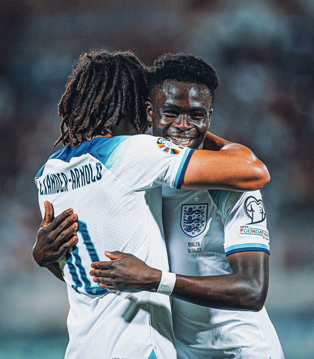 #LFC #ENG THIS COMBO IS CURRENTLY THE BEST COMBO IN WORLD FOOTBALL. MAYBE WE SEE THEM AT ANFIELD. @TrentAA @BukayoSaka87