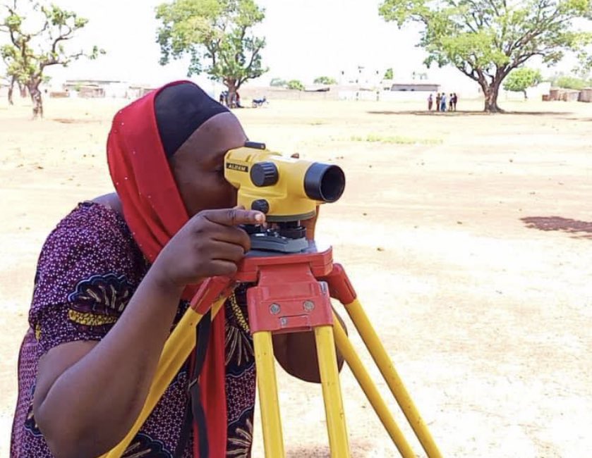 ONG_Amedd's tweet photo. Démarrage des activités de conservation des champs chez les bénéficiaires du projet Chaîne des Semences Agricoles pour le pouvoir des femmes rurales #CSAP. L'objectif est de conserver  300 ha à travers l technique des aménagements
#Affaire_Mondiale_Canada
#université_Sherbrooke https://t.co/QRrSaE72To