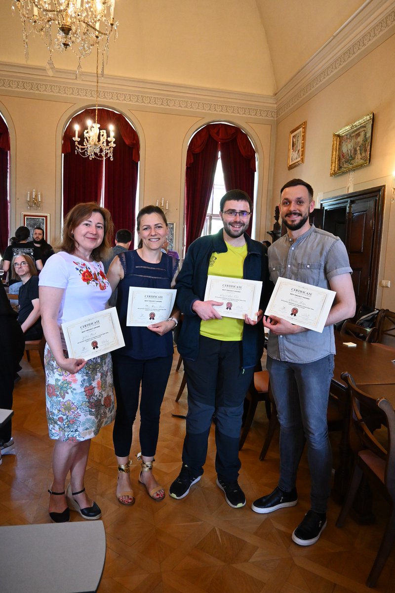 The best project award at #sdllod23 went to  Slobodan Beliga, Ivana Filipović Petrović, Miguel Lopez Otal, and Yuliia Shpak for its excellent work on 'Croatian Idioms in LLOD', tutored by Manuel Fiorelli. ¡Congratulations! #llod #linguisticdata #croatian #linkeddata