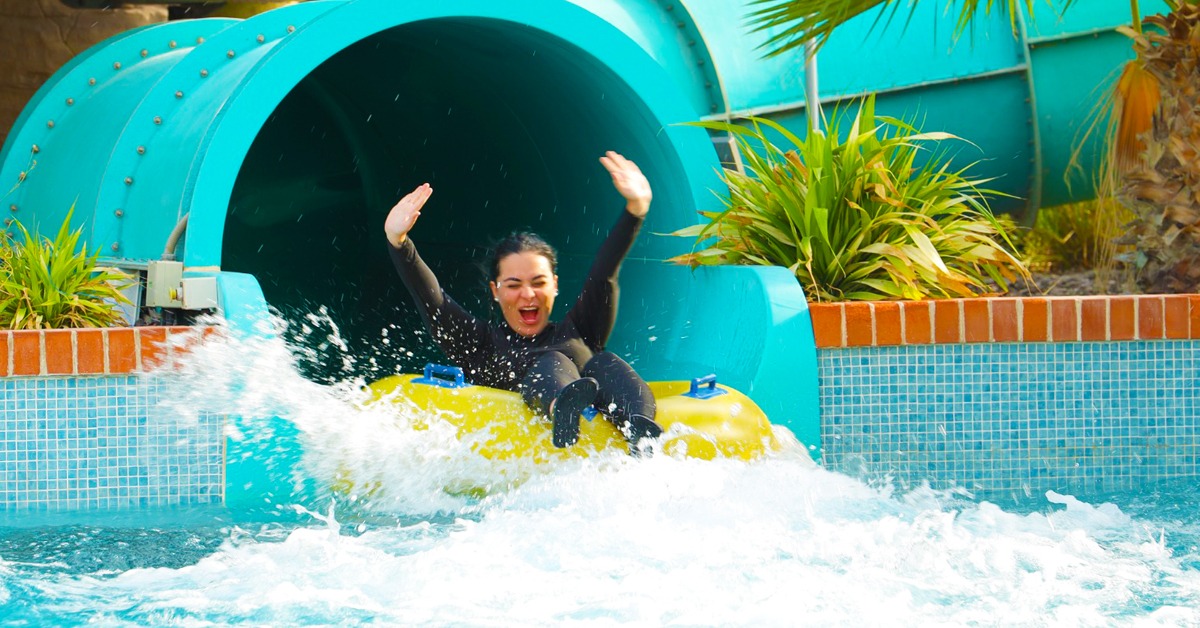 loopagoonsa's tweet photo. Happiness is taking on the exhilarating rides, slides, and attractions at Loopagoon Water Park ! 😄
Buy your tickets Now, Starting price from 99 SR !!👍
#loopagoon #loopagoonsa #water_park #ladieswaterpark #firstwaterparkinksa #summer https://t.co/wb5tD1G2U7