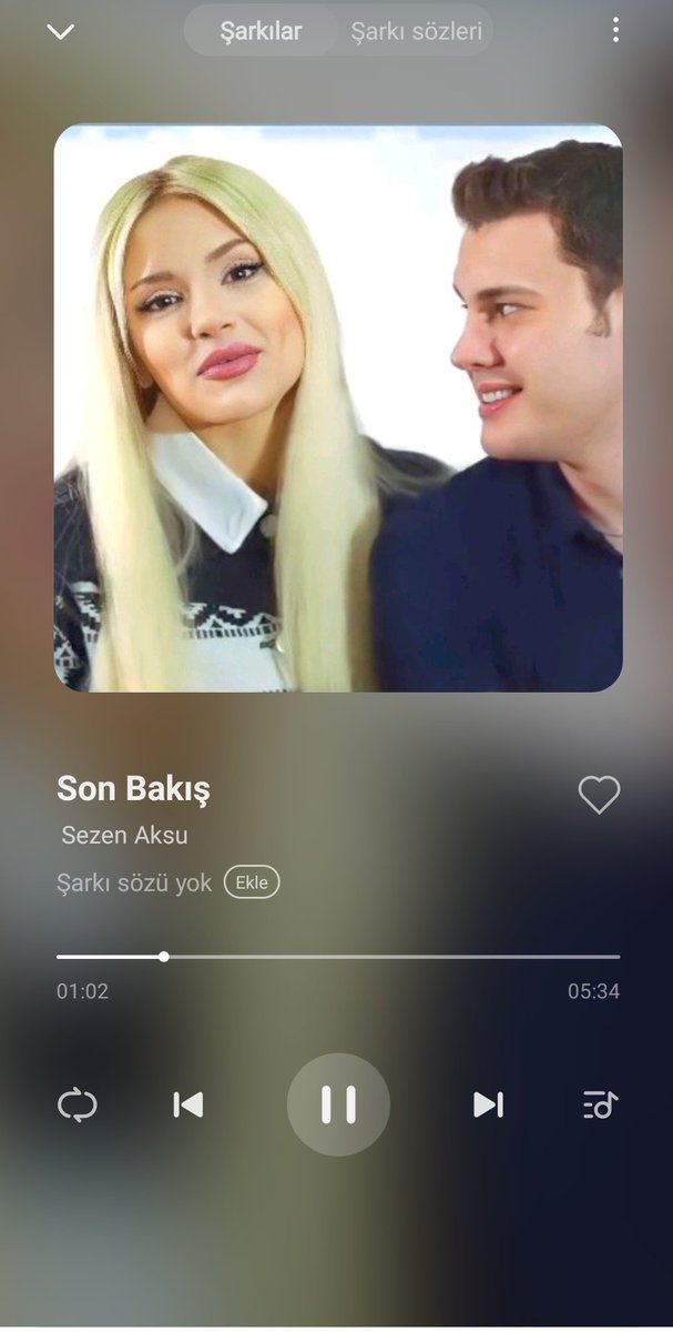 Şarkı dinleyeyim dedim burda bile AyTol var ilk ayrıldıkları zaman bu  şarkıya bu fotoğrafı koymuştum karşıma çıktı tekrar gözyaşım pıt 🥲
#aytol