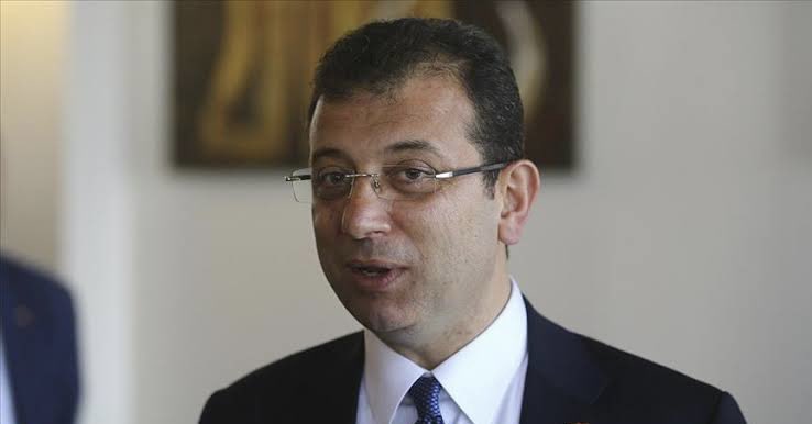 Söyleyin  nasıl güveneceğiz sana o kadar iyilik yapan Kemal Kılıçdaroğluna bunları  yaptın ise Chp seçmenine neler yaparsın.

Partiye çok zarar verdin.Yaptıklarında iyi niyet yok.İstanbul’u sen tek başına almadın.Örgütü Kemal Kılıçdaroğlunu hiçe sayamazsın.<a href="/kilicdarogluk/">Kemal Kılıçdaroğlu</a> #CHP