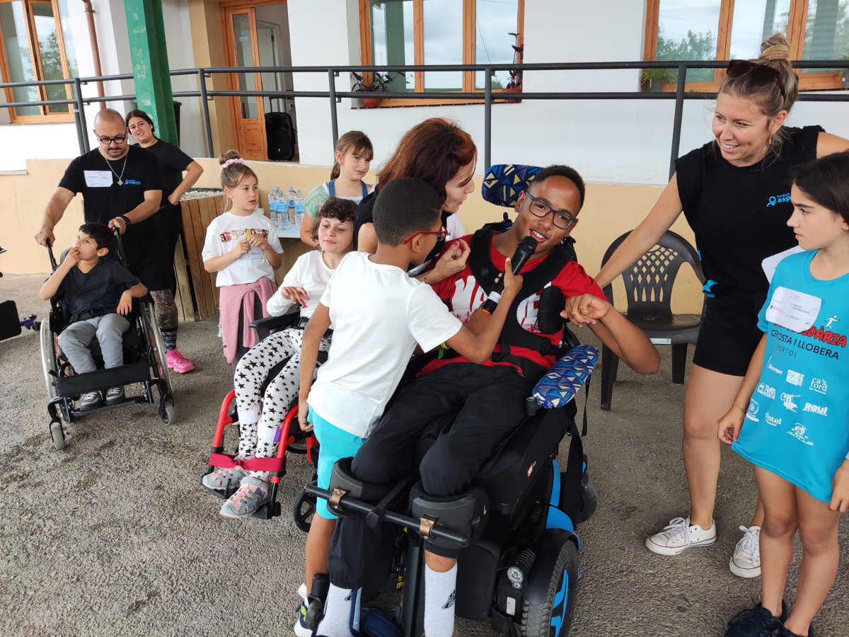aspaceib's tweet photo. [#SEDIIA] 🥰 Nova jornada amb el CEIP Costa i Llobera de Pòrtol

La setmana passada van ser els alumnes del CEIP Costa i Llobera els que van visitar les instal·lacions d'Aspace i de #CCEEPinyolVermell per continuar amb la campanya de sensibilització...

 (🧵Fil!) https://t.co/gfRNBqQTCa