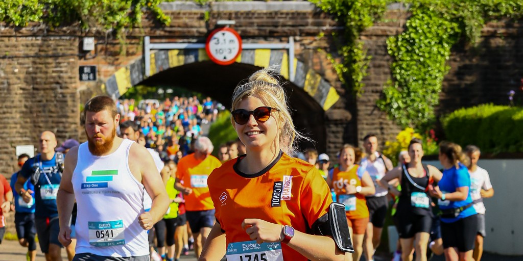 AlcoholChangeUK's tweet photo. During Alcohol Awareness Week (3-9 July) we want you to Make it Orange to raise awareness and fundraise.
Join us at @TheLondon10K on Sunday 9 July and wear our orange running top!ππ
https://t.co/ZS4vp7OQ4a
#AlcoholAwarenessWeek #MakeItOrange #WhatIsYourOrange #CharityTuesday https://t.co/KBXpvUFhx4