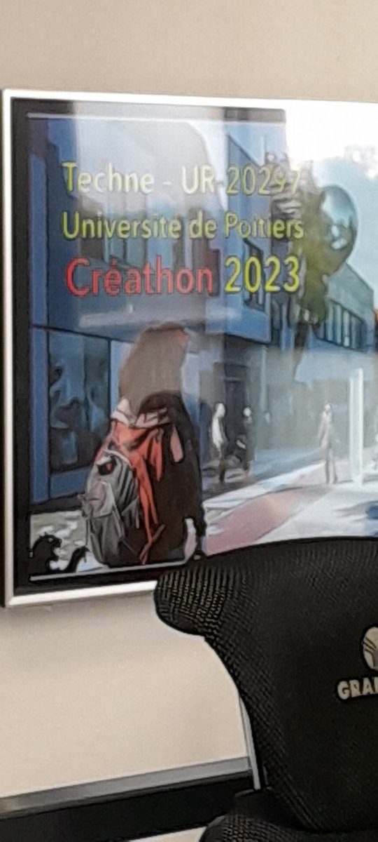 rvanoudheusden's tweet photo. Ce matin les lauréats #leCreathon @reseau_canope sont accueillis par @jfcerisier directeur du @LaboTechne @UnivPoitiers. Présentation du labo, de ses travaux sur les processus d'appropriation des techniques numériques en situation d'apprentissage, et des politiques publiques. https://t.co/MCkaMR9USZ