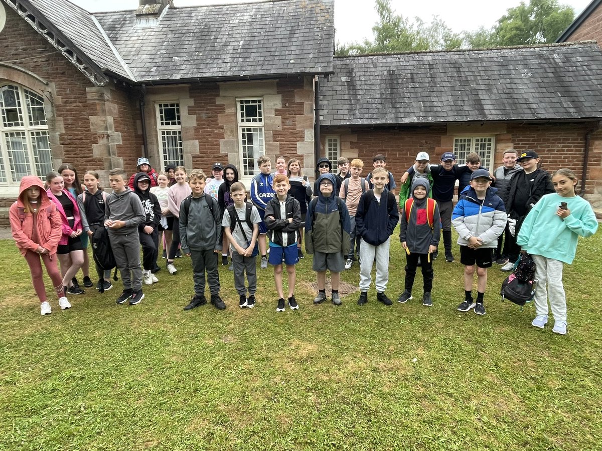 Pack lunches made, bags packed and onto Lake Windermere and Tree Top Trek we go! ⛴️ 🧗‍♀️