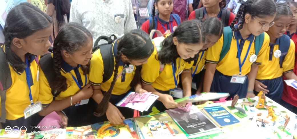 Bihar Education Project Council - SLO (@bepcslo) on Twitter photo पूणे में आयोजित चौथे G20 शिक्षा कार्य समूह में बिहार के स्टाल की झलकियाँ ।
<a href="/BiharEducation_/">Education Department, Bihar</a>
<a href="/sanjayjavin/">Sanjay Kumar</a>
<a href="/g20org/">G20 South Africa</a>
<a href="/EduMinOfIndia/">Ministry of Education</a>
#padhegabiharbadhegabihar
#nipunbanegahmarabihar पूणे में आयोजित चौथे G20 शिक्षा कार्य समूह में बिहार के स्टाल की झलकियाँ ।
<a href="/BiharEducation_/">Education Department, Bihar</a>
<a href="/sanjayjavin/">Sanjay Kumar</a>
<a href="/g20org/">G20 South Africa</a>
<a href="/EduMinOfIndia/">Ministry of Education</a>
#padhegabiharbadhegabihar
#nipunbanegahmarabihar