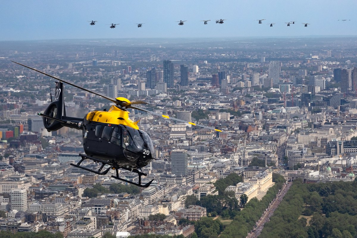 No. 1 Flying Training School Juno helicopters from RAF Shawbury proudly led the King's Birthday Flypast on Saturday. The Royal Family and thousands in the Mall were treated to the full flypast of 70 aircraft. #UKMFTS @cabster3560