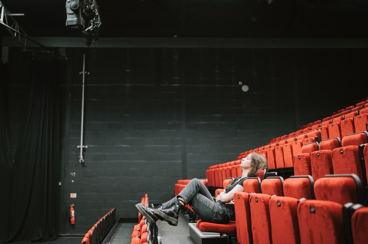 Just love the vibe of this image of @themillBanbury, taken Sunday 18 June just before the Dance 10 Theatre Arts Show. #calmbeforethestorm #theatrelife @TheBanburian