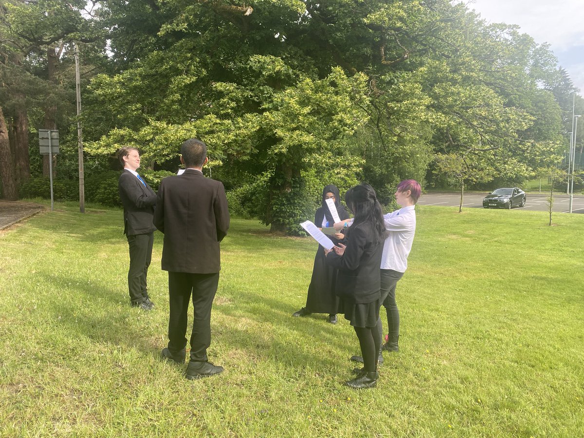 EHS Pupil Support Department tweet media