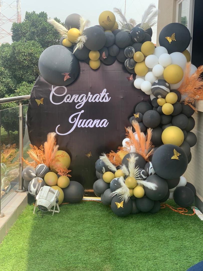 SkyzHotel's tweet photo. Calling all graduates! 
🎉✨
Experience the ultimate celebration at #SkyzHotel with our exclusive Graduation Package for just UGX 95,000 per person (minimum 15 people).

Enjoy a mouthwatering food buffet, a complimentary drink, free photography pass, and a discounted cake. https://t.co/i3YTN3KYfG