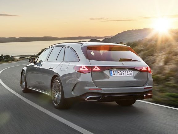 newotomobil's tweet photo. New Mercedes-Benz E-Class Estate...
#mercedes #eserisi
#mercedeseseries
#mercedesbenzeclass
#eserisi #class #e2023
#eclass2023 #esersi2023
#yenieserisi #neweclass https://t.co/GUQW85ESLQ