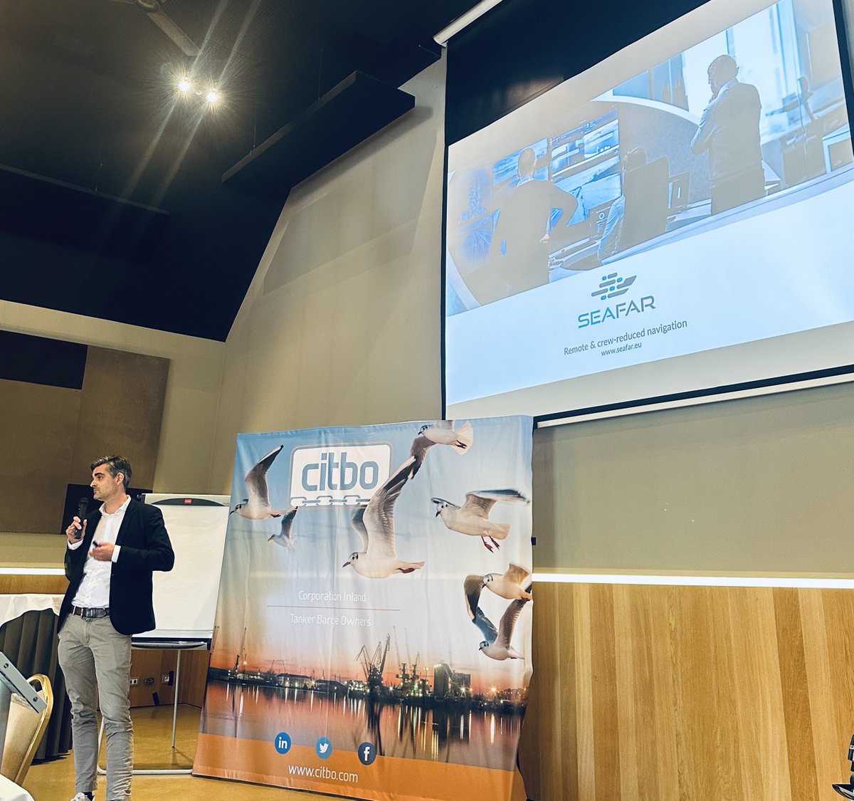 Automatisatie &amp; Digitalisatie 📡🚢 Een thema dat ook onze leden bezig houdt! Vorige week kwamen gastsprekers SEAFAR en Shipping Technology  toelichten wat nu eigenlijk de stand van zaken is m.b.t. automatisatie. Ook voor de tankvaart beweegt er al meer dan we denken.