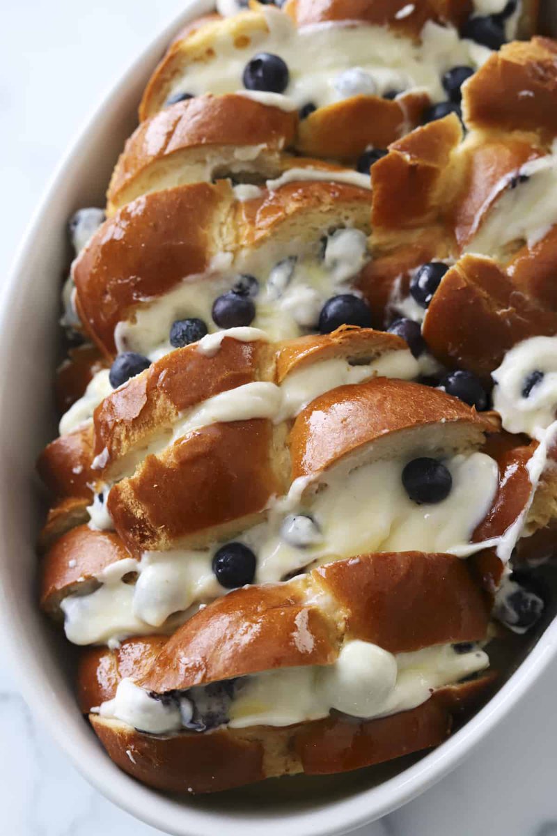 Blueberry Mascarpone French Toast Bake!
recipe @ fooddolls.com/blueberry-masc…