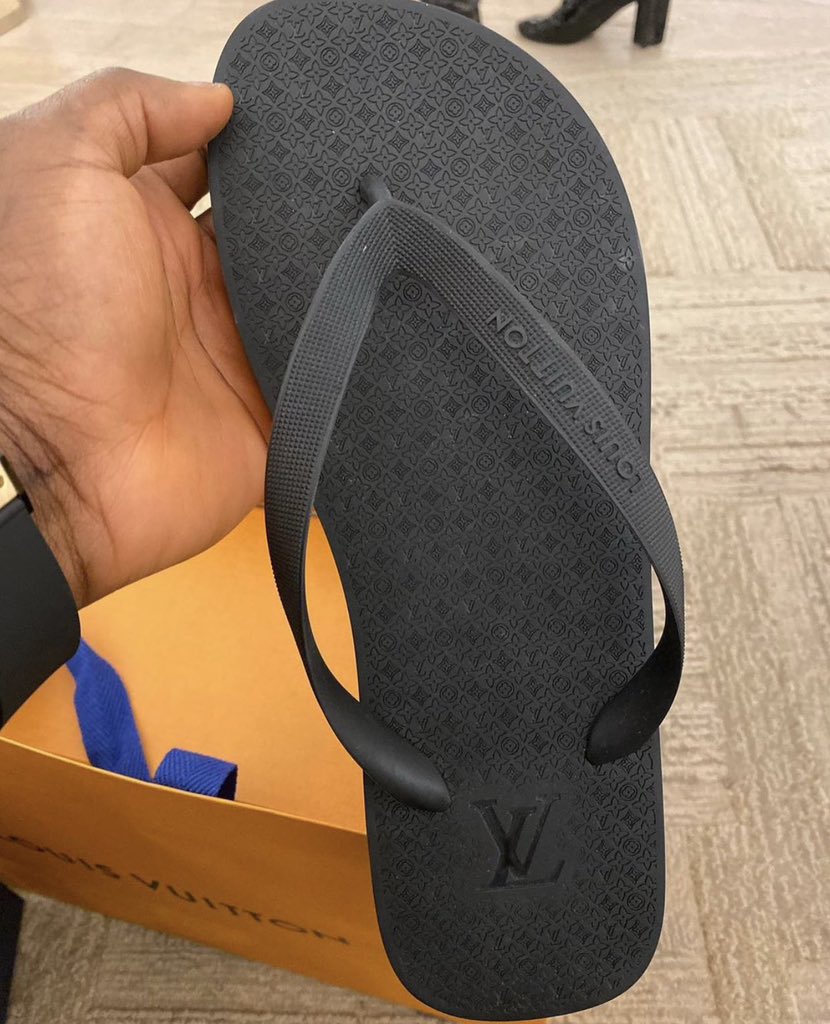 Big Paradise on X: Louis Vuitton flip flops available GHC5,000 Delivery  Nationwide!  / X