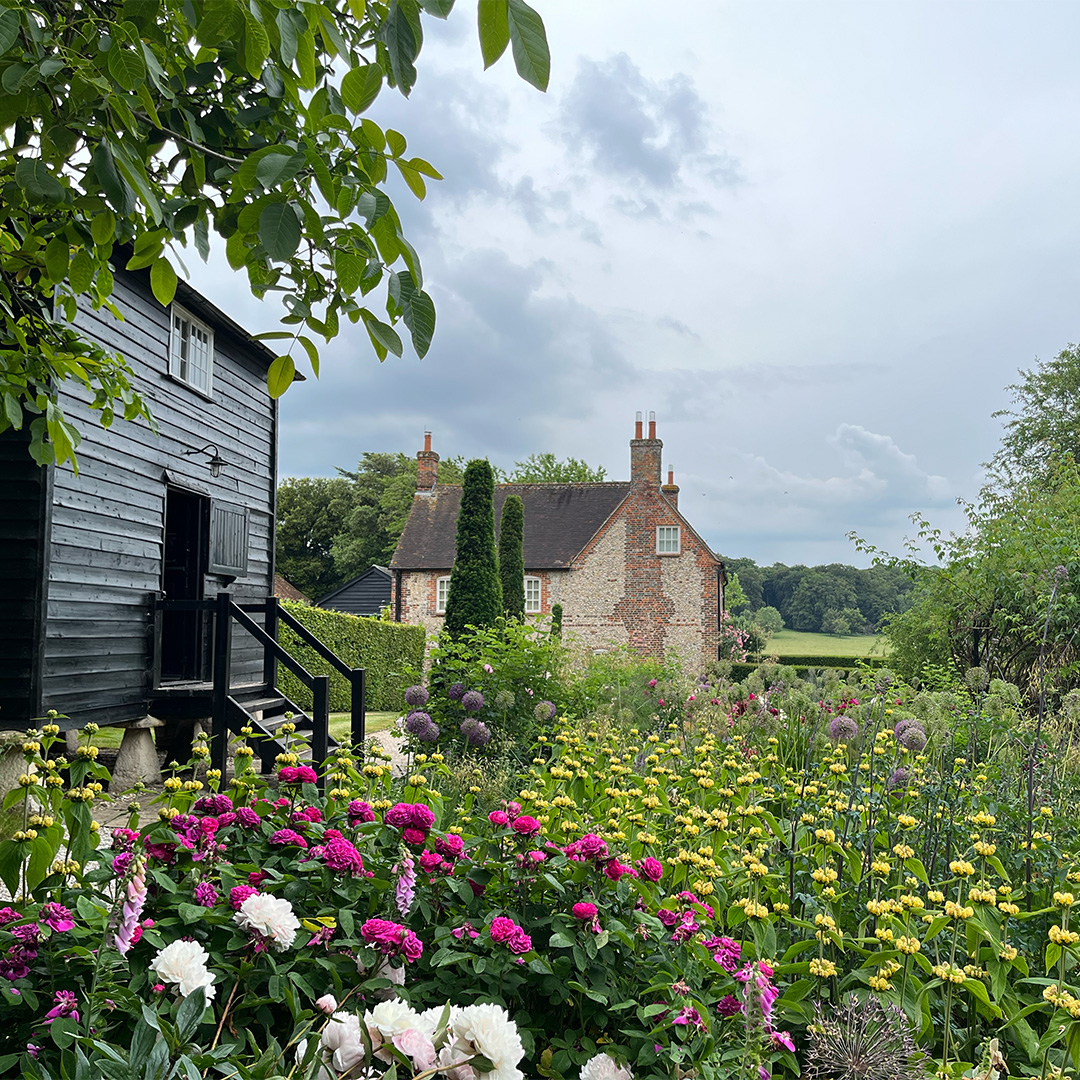 GarsingtonOpera's tweet photo. A massive welcome to the cast, crew, and creatives of The Bartered Bride for their first day of on-site stage rehearsals today!  

#GOBride https://t.co/NF9Z4QF25E