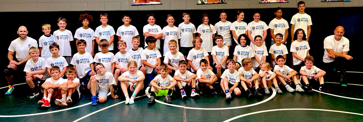 FHCRangerWR's tweet photo. 1st Day of Youth Advanced Camp
Thank you @Claunchinator for running two awesome sessions! #GRAWL #FHCW #SummerWork https://t.co/xBhROx1LNP