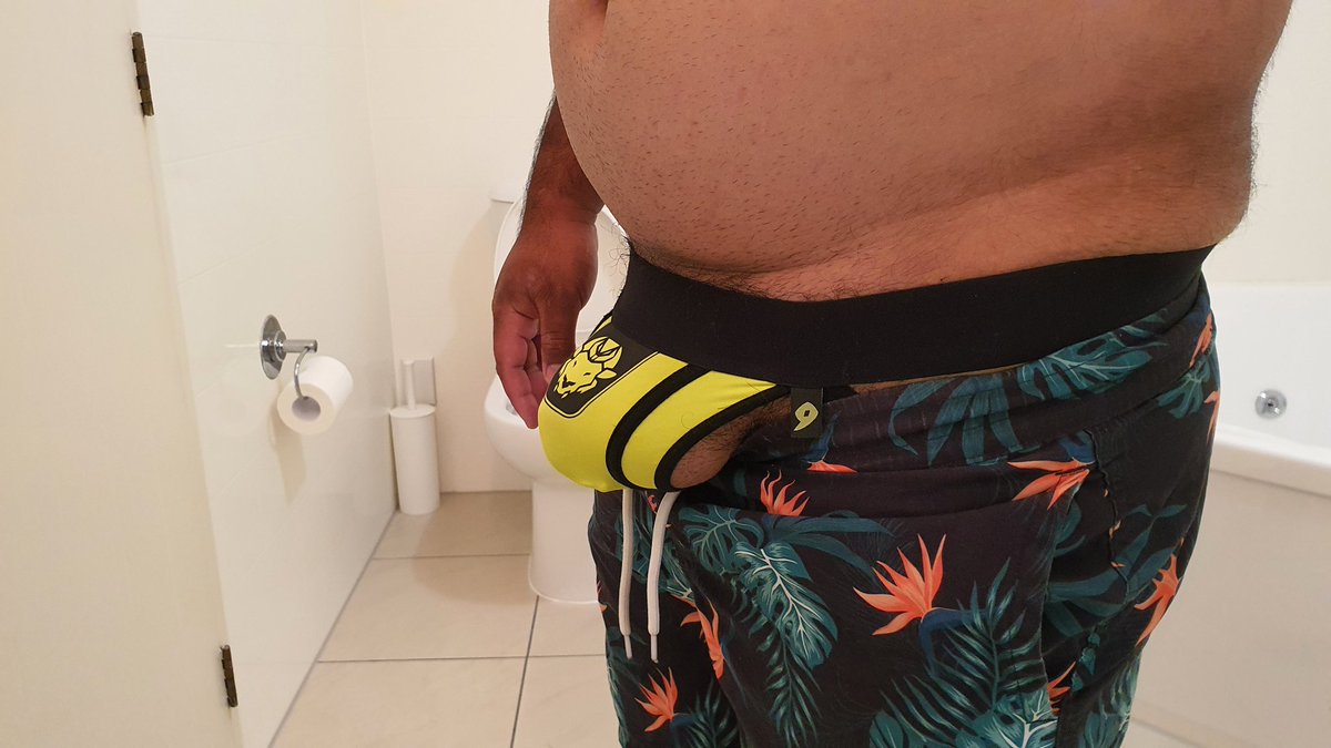 SawRexAD's tweet image. My favorite color of jock, I need a bigger one