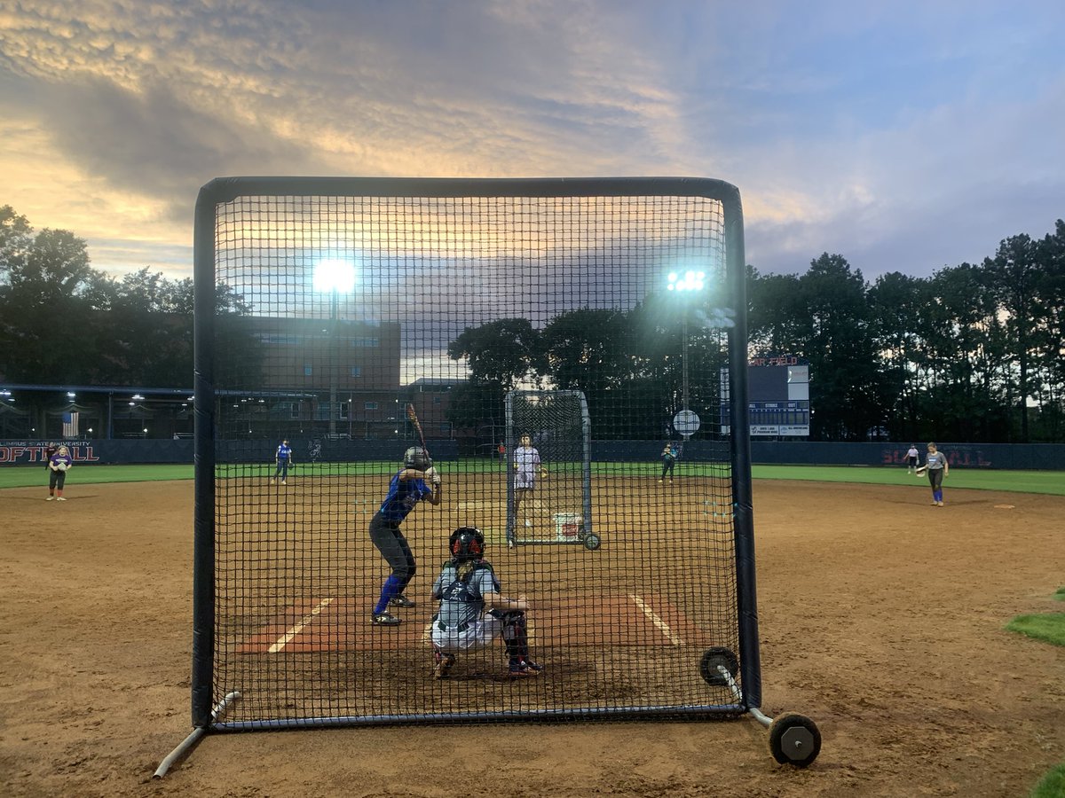 Beautiful sunset at Cougar Field for opening night of <a href="/ussportscamps/">US Sports Camps</a> and @NikeSoftballCamp