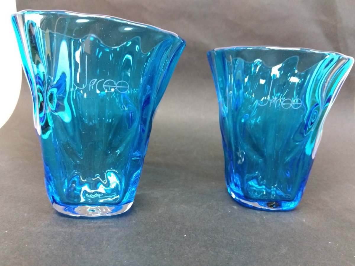 climbing_glass's tweet photo. オーダーのロゴ入りグラスがやっとこ完成ε-(´∀`*)ホッ
グラスも特注品で、表面がデコボコで線が細くて苦戦しました
#ガラス工芸
#ロゴ入りグラス
#ハンドメイド
#水グラス
#Jfree
#ブルーガラス
https://t.co/Q5zrXmA8VX https://t.co/8fTrtIU22f