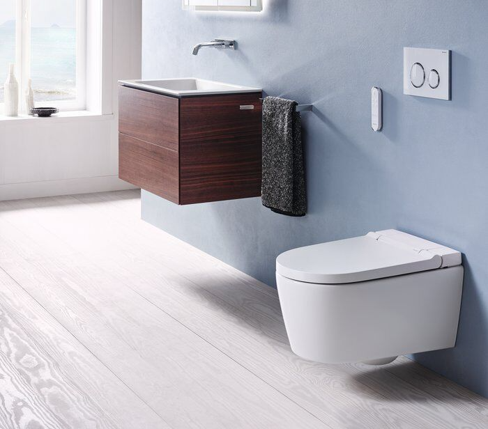 idealbathrooms's tweet photo. The @GeberitUK AquaClean range offers shower toilets, providing freshness and cleanliness for everyone. Designed to offer absolute comfort, AquaClean is a modern solution for any bathroom 💡

For more info visit https://t.co/MdPY8xLcA0
#bathroomtechnology #aquaclean #showertoilet https://t.co/cKyminpIWt
