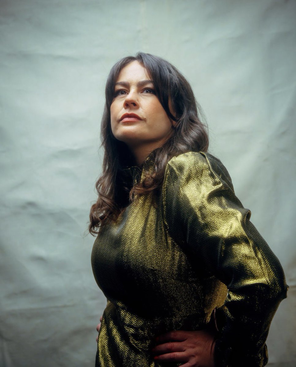 parisafouladi's tweet photo. ⚡️GIG⚡️

THIS Thursday 22nd of June I will be performing with my lovely band at a very special fundraising gig @ClwbIforBach organised by @OasisCDF as part of #RefugeeWeek 

Also playing is the amazing @colorama_sound and @ghbonello 

Tickets 🎟️ 👉 https://t.co/lv1lY7qjFp

#gig https://t.co/89IMBMbgPP