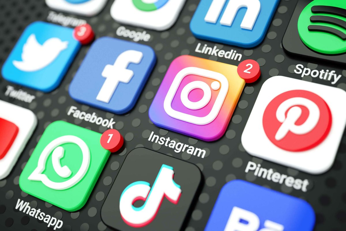 Which #socialmedia platform had the most active users during 2021?

TikTok. Snapchat . LinkedIn. Twitter.
Facebook. Instagram. Pinterest.

Can you put the above in the correct order?