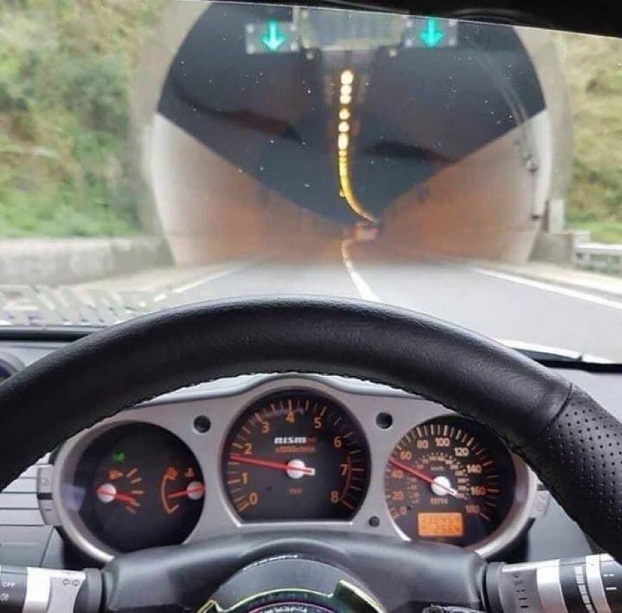 TimCoronel's tweet photo. Retweet to everybody 🚀
What do you see? 
I see … 🤪😘😂 https://t.co/XYBrDVxz29