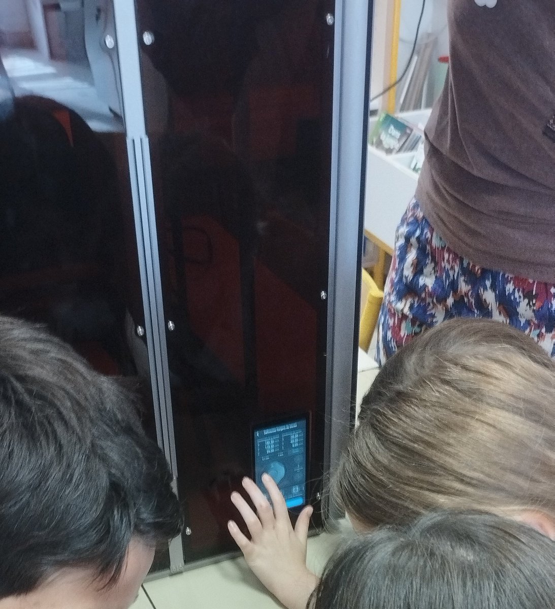 DSDEN de Haute Corse (@dsden2b) on Twitter photo Activités FabLab in giru, école de Vescovato village, utiliser une découpe laser, fabriquer des pièces pour réaliser un moulin à vent #fablabingiru <a href="/DSDEN2B/">DSDEN de Haute Corse</a> <a href="/accorse/">Académie de Corse</a> <a href="/education_gouv/">Ministère Éducation nationale</a> <a href="/fablab_corti/">Fab Lab Corti</a> <a href="/UnivCorse/">Università di Corsica</a> Activités FabLab in giru, école de Vescovato village, utiliser une découpe laser, fabriquer des pièces pour réaliser un moulin à vent #fablabingiru <a href="/DSDEN2B/">DSDEN de Haute Corse</a> <a href="/accorse/">Académie de Corse</a> <a href="/education_gouv/">Ministère Éducation nationale</a> <a href="/fablab_corti/">Fab Lab Corti</a> <a href="/UnivCorse/">Università di Corsica</a>