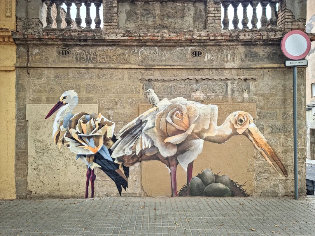 brababella's tweet photo. #Streetart by #CurtisHylton + #TimMarsh @ #Barcelona, Spain
More pics at: https://t.co/AsUTPvnGrG
#streetartBarcelona #streetartspain #spainstreetart #arteurbana #urbanart #murals #muralism #contemporaryart #artecontemporanea @timm4rsh https://t.co/PXP8nRyEwl