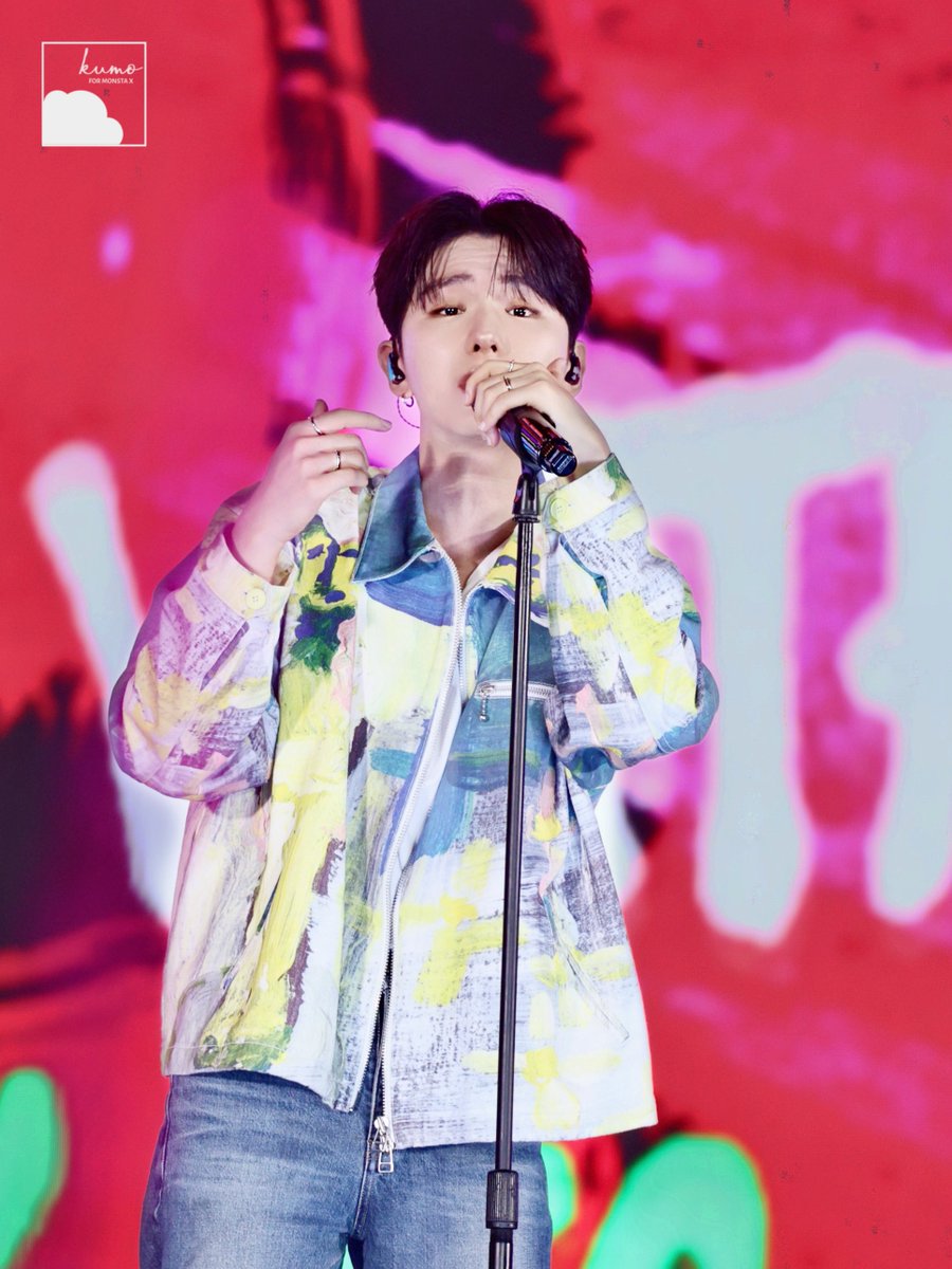 kakikumo_o's tweet photo. 230618 SEEN FESTIVAL #기현

‍저희집 햄스터는 노래를 해요 🐹

#KIHYUN #キヒョン #몬스타엑스 #MONSTAX #MONSTAX
#씬페스티벌 #SEENFESTIVAL @OfficialMonstaX https://t.co/yOdz4AoUUr