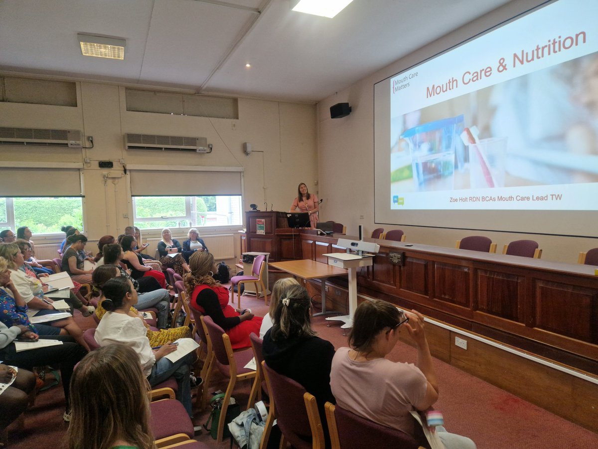 EKHUFTNutrition's tweet photo. Mouthcare is vitally important for our patients @McmNursezoe #mouthcarematters @EKHUFT #patientsafety https://t.co/eZeXvT0pNW