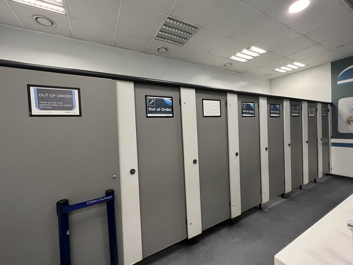 3/10 toilets at Marylebone operational today. <a href="/chilternrailway/">Chiltern Railways</a> please tell us how and when you plan to resolve this.