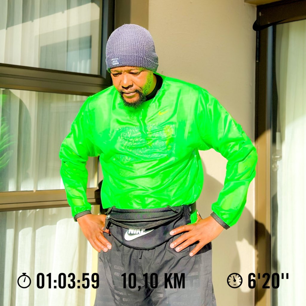 Tuesday rent paid. Skontiri gang 🏃🏃🏃.
#IChoose2BActive
#RunningWithTumiSole #FetchYourBody2023 #RunWithModiegi #IPaintedMyRun #TrapnLos #90dayswithoutsugar 
#justdoit @Nike