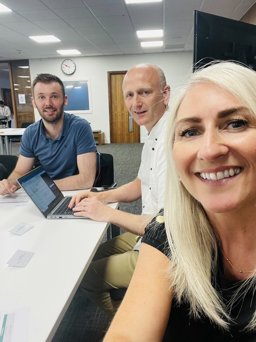 Jennieglee's tweet photo. Delighted to be back over at the @rcpsych with @OisinMcA and our NDL John MacArtt to present our #AMHE QI Project on improving our patients access to and experience of Interpreting services within Bluestone and Community MH @SouthernHSCT 
#WeAreBluestone💙 #teamSHSCT https://t.co/xvZyLivgEs