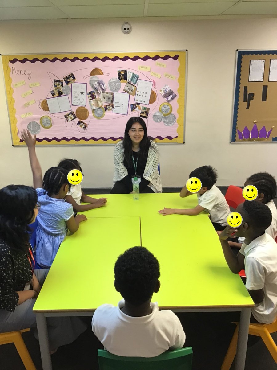 Medical students from the University of Birmingham provided a great healthy eating and exercise workshop for pupils in Year 1 and 2. 
As you would expect, our children had lots of questions.
#HealthyEating#kidsnutrition