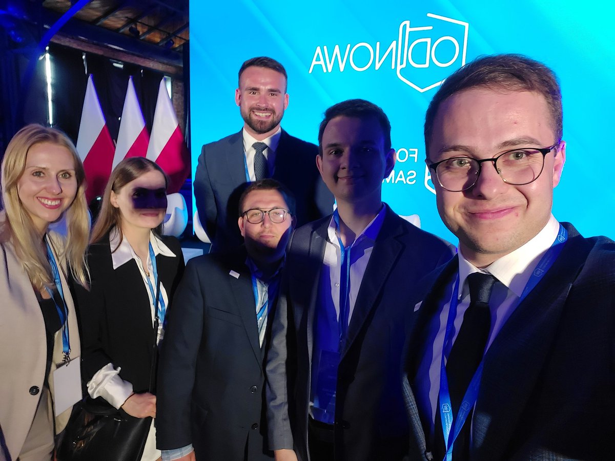 GOdnowy's tweet photo. #GO jest na Forum Młodych Samorządowców, zaraz zaczynamy! 🇵🇱
#ForumSamorządowe #OdNowa https://t.co/tXkKQlMRUC