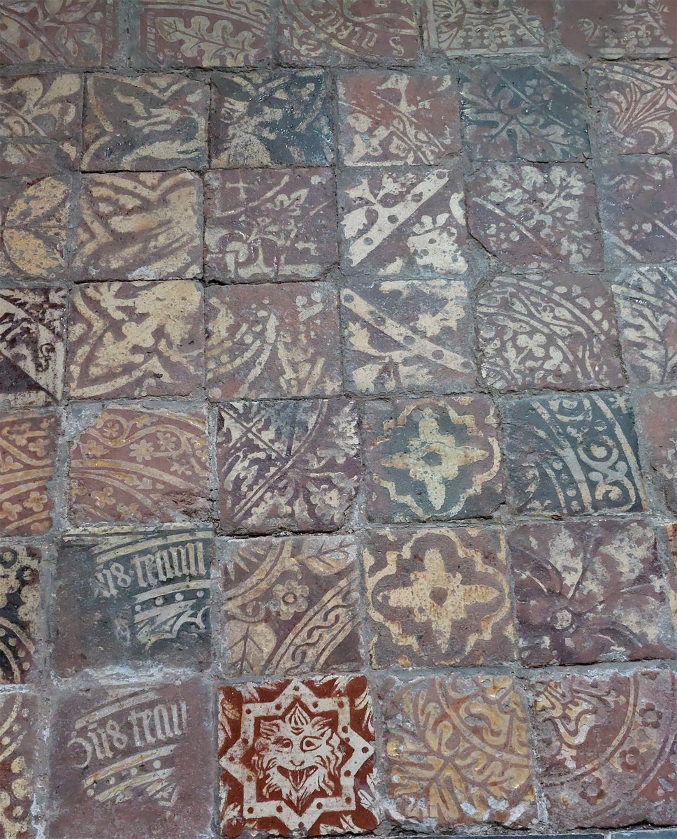 Ah the glorious mish-mash of reused #medieval #TilesonTuesday: these are in the gallery of Gloucester Cathedral. 
With complementary #tinylion.