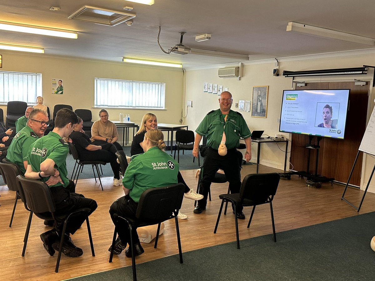 Emma Cleaver-Dowsett tweet media