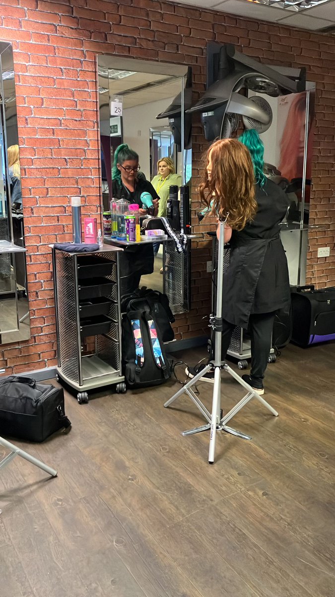Good luck to our Hairdressing student Hannah Bateman who is in Grimsby today competing at the WorldSkills National Competition! 🤩 We can't wait to see how she gets on. 🙌 @worldskillsuk #worldskillsuk