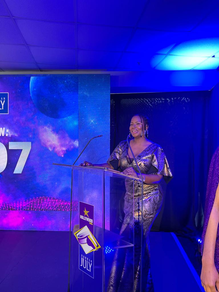 Meet your co-hosts for the #HollywoodbetsDurbanJuly Final Field draw @simplycarol8 and Graeme Hawkins ✨🎤 

#HDJ #HDJ2023 #OutOfThisWorldZA #HWBIG