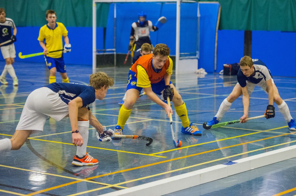 Schoolsindoor's tweet photo. BIG ANNOUNCEMENT 📢 : We officially have our first 10 teams entered into the U15 Boys SIC Indoor Hockey Tournament !! We cannot wait to see these teams in action on tournament day ! 🏑💥 #sicchampionship #sichockey #indoorhockey https://t.co/ojrPUBQ7n7