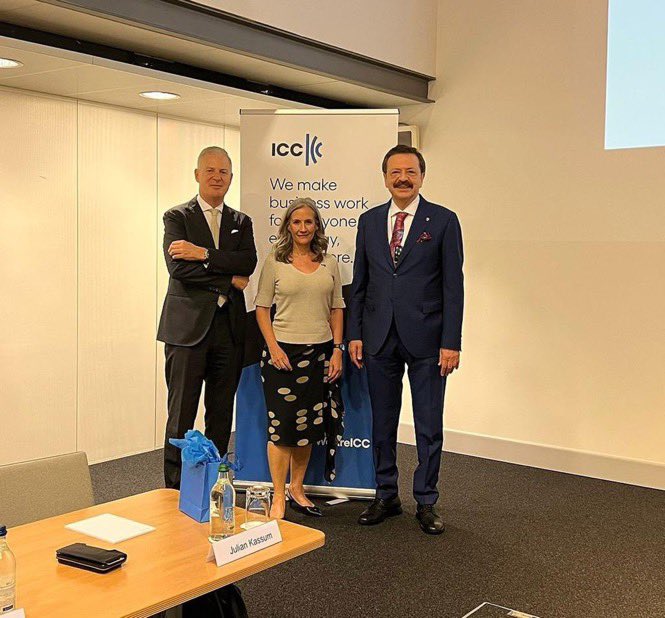 Cenevre’de düzenlenen Genel Kurul’da 170 ülkede 45 milyondan fazla şirketi temsil eden Milletlerarası Ticaret Odası’nın (ICC) Yönetim Kurulu’na seçilen değerli Birlik Başkanımız <a href="/RHisarciklioglu/">Rifat Hisarcıklıoğlu</a>'nu tebrik eder, başarılarının daim olmasını temenni ederim.