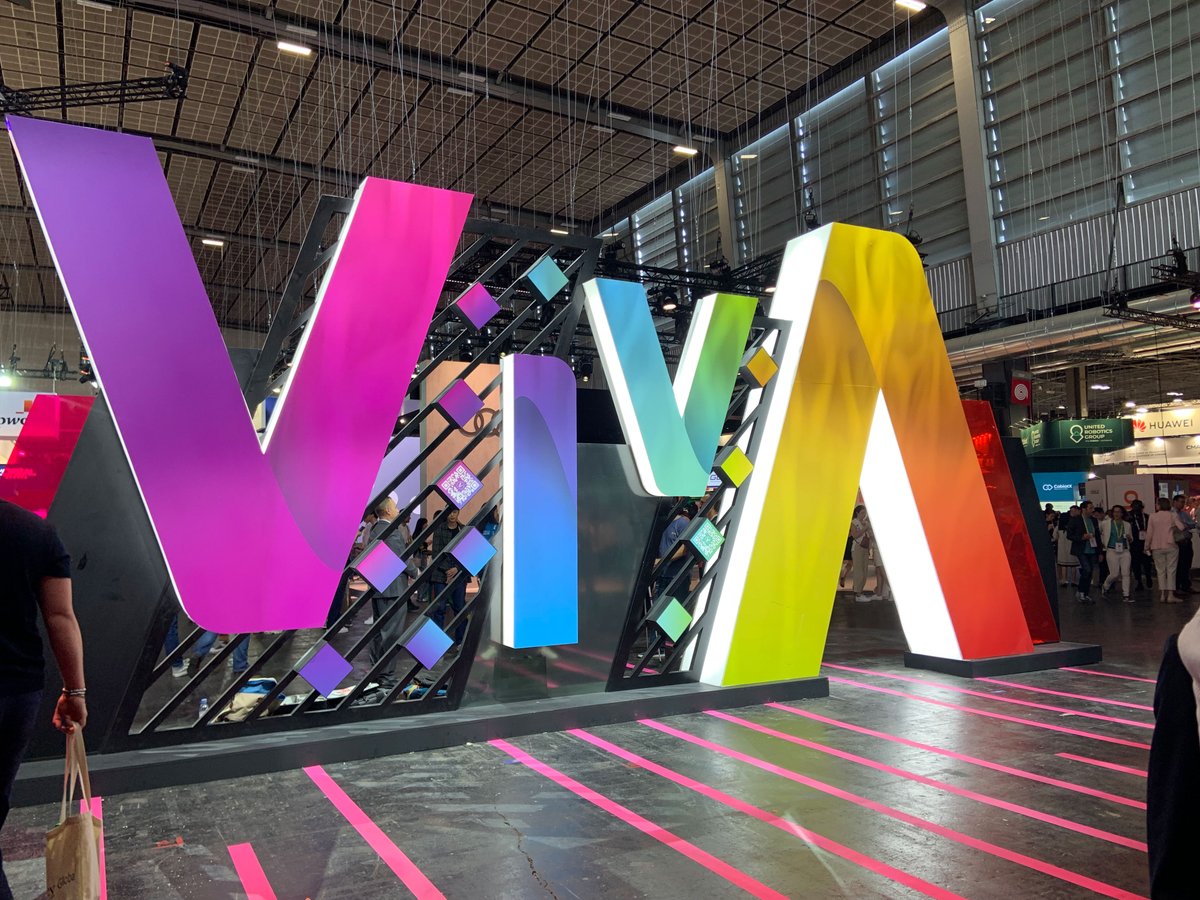 Grâce à ces quatre jours intensifs sur le salon #VivaTech2023 nous avons développé nos contacts, notre réseaux et rencontré de nombreuses personnes elles aussi soucieuses d'un #numérique #responsable👥🤝🏼 #greentech #VivaTech2023